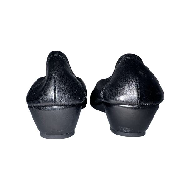 Gentle Souls By Kenneth Cole Womens 9M Black Natalie Leather Wedges Pumps Heels - Picture 5 of 8